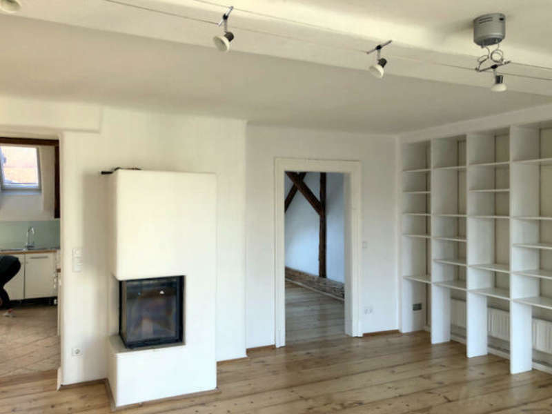 Zimmer strassenseitig vom Wohnzimmer aus begehbar - Bild 61 von 73 Maisonette in 8010 - 61