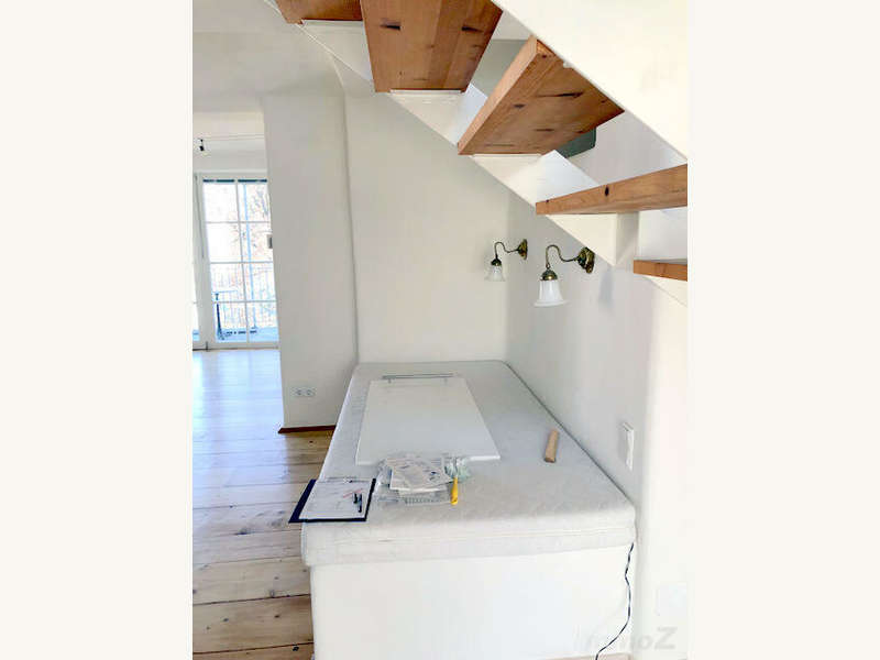 Wohnzimmer mit offenen Kamin - zur Küche offen - Bild 62 von 73 Maisonette in 8010 - 62
