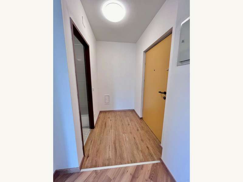 Dachgeschosswohnung in 8010  - 7