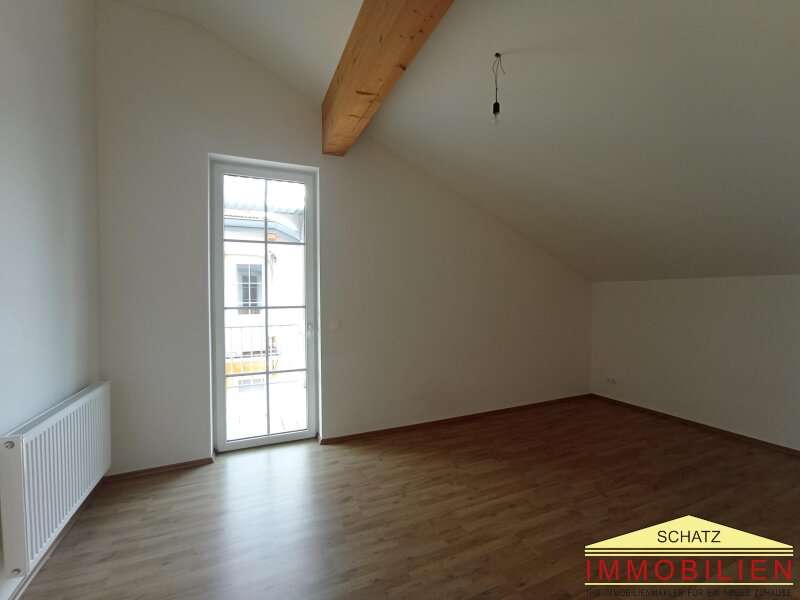 Dachgeschosswohnung in 2565  - 8