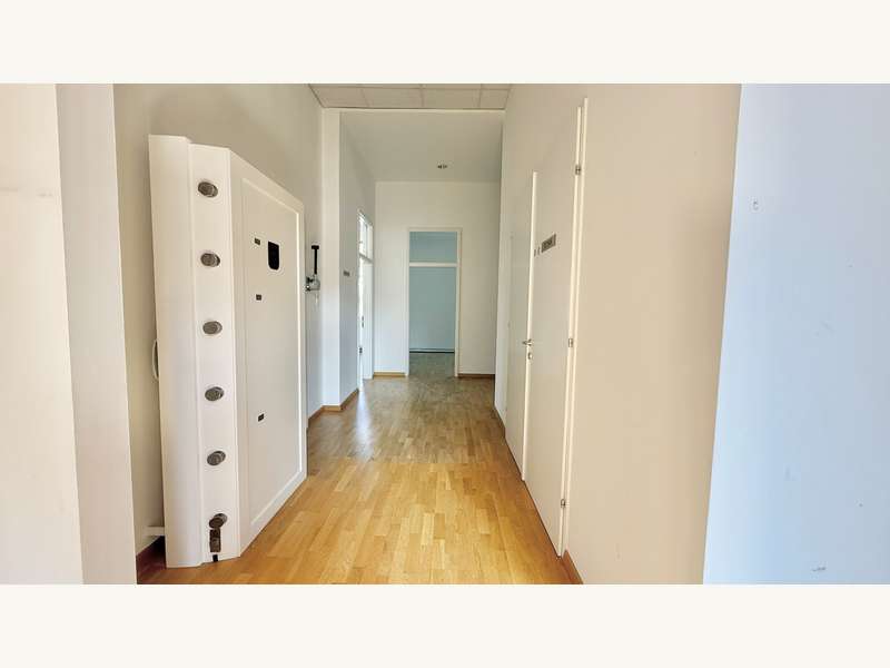 Büro in 9500  - 8