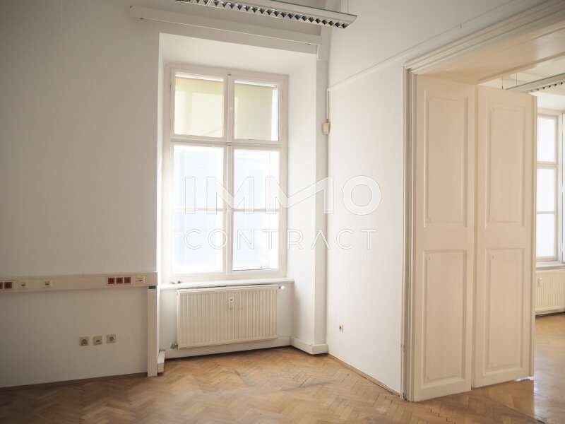 Büro/Praxis in 8010  - 5
