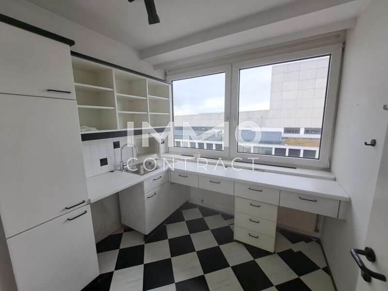 Büro/Praxis in 4020  - 7