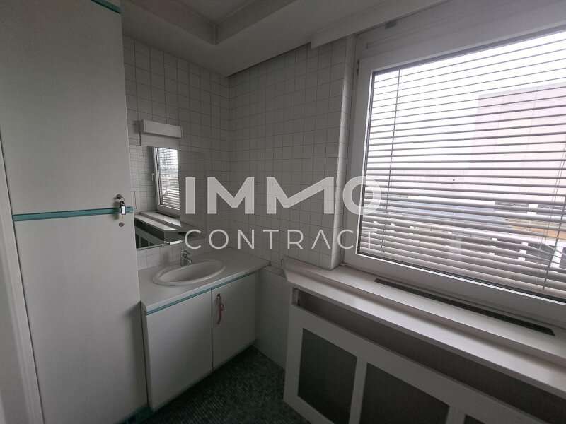 Büro/Praxis in 4020  - 8