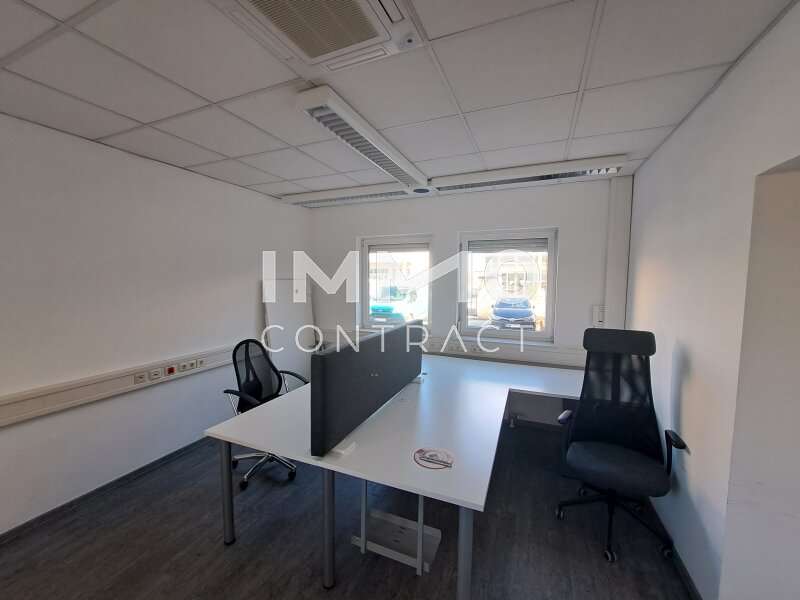 Büro in 4481  - 3