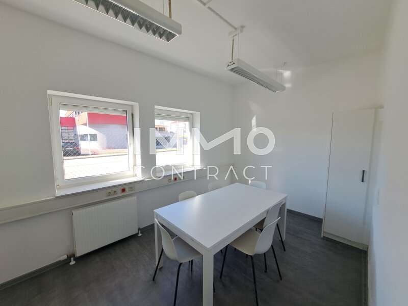 Büro in 4481  - 8