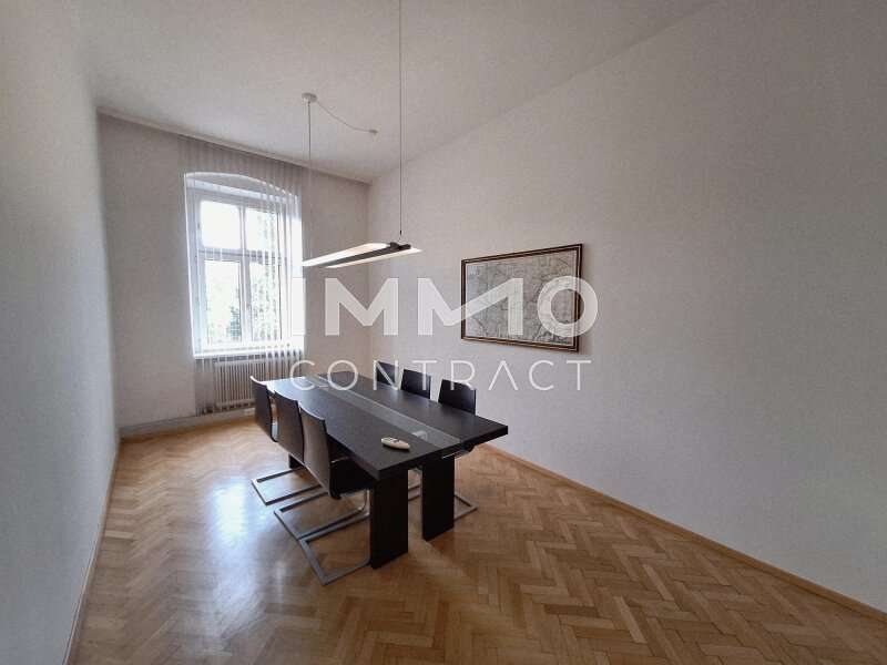 Büro in 4020  - 6
