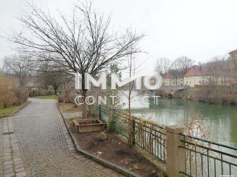 Mietwohnung in 4400  - 12