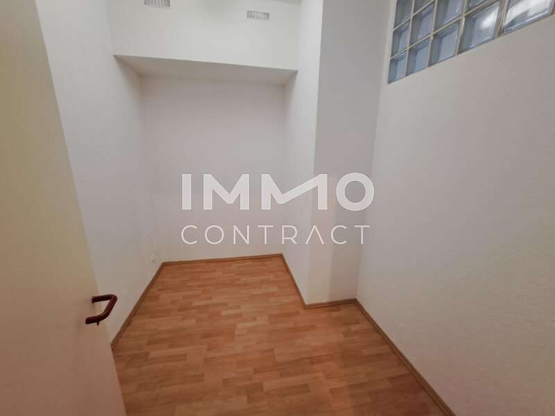 Loft-Studio-Atelier in 4600  - 6