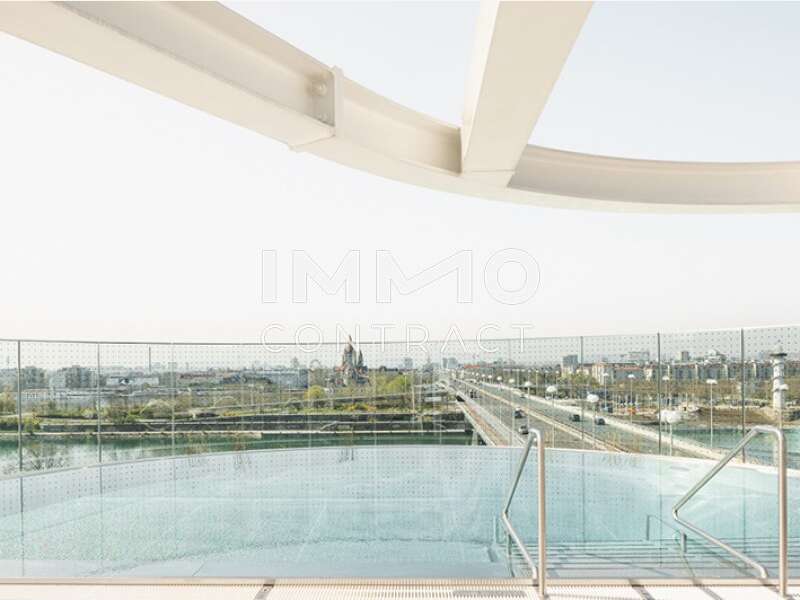 Pool - Mietwohnung Wien - Bild 3 von 22 Mietwohnung in 1220 - 3