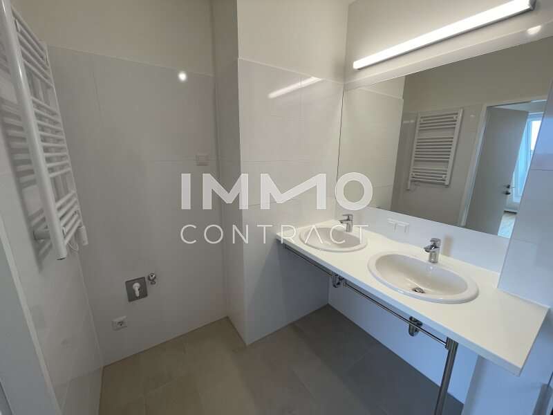 Dachgeschosswohnung in 1220  - 21