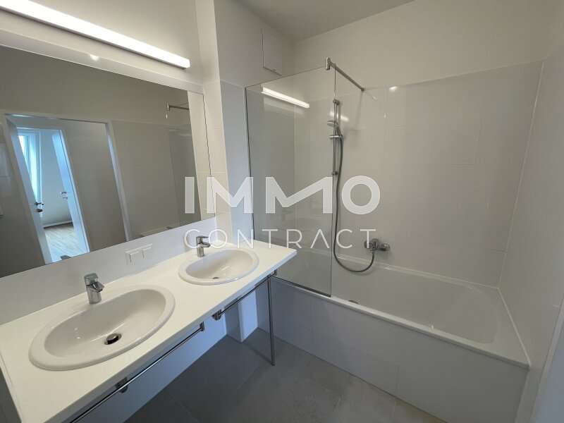 Dachgeschosswohnung in 1220  - 22