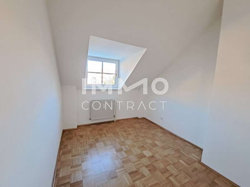 Dachgeschosswohnung in 8010  - 6