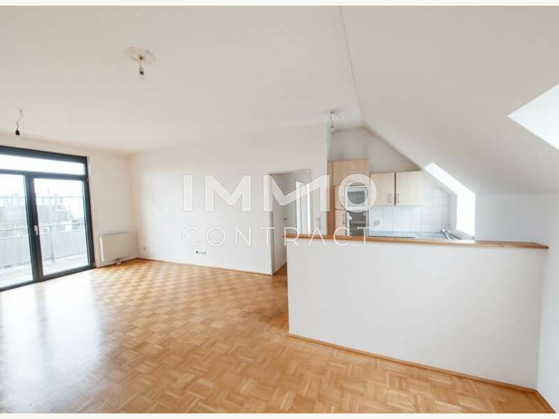 Dachgeschosswohnung in 4300  - 2