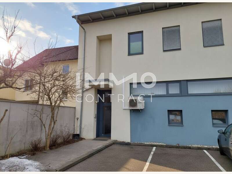 Dachgeschosswohnung in 4300  - 11