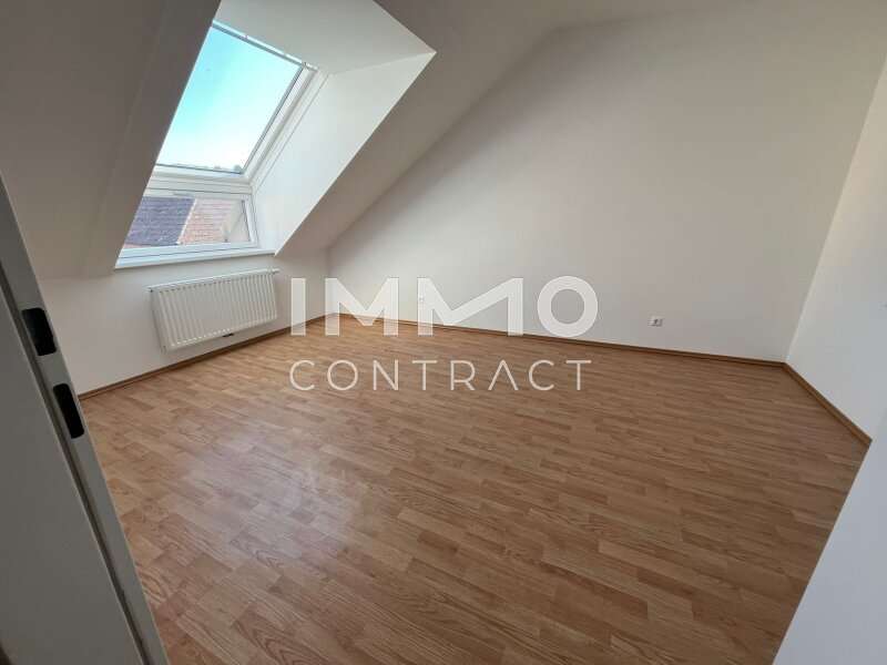 Dachgeschosswohnung in 3380  - 5