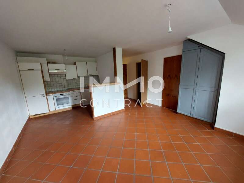 Dachgeschosswohnung in 4400  - 5