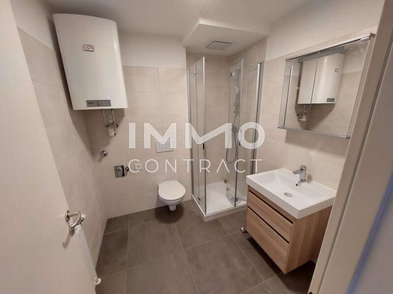 Loft-Studio-Atelier in 4600  - 7