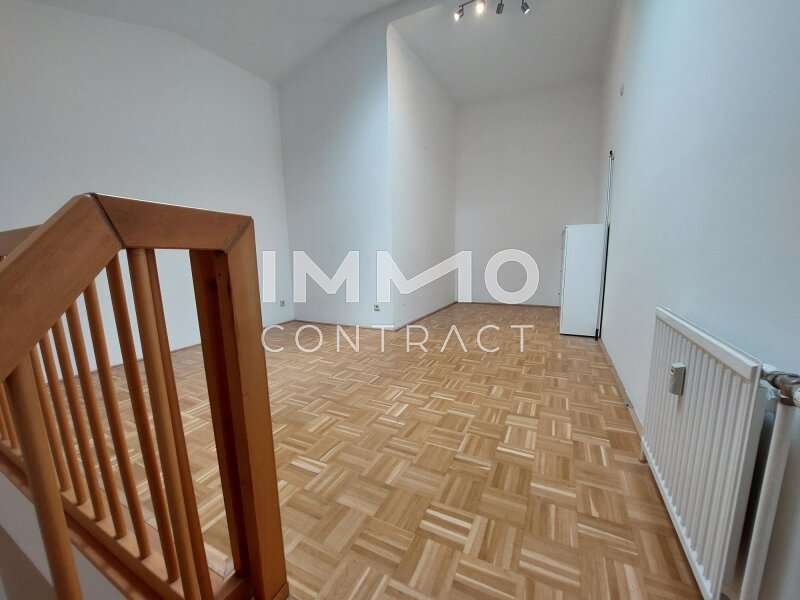 Loft-Studio-Atelier in 4600  - 10