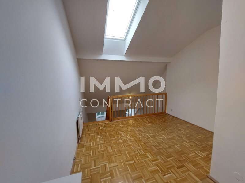 Loft-Studio-Atelier in 4600  - 11
