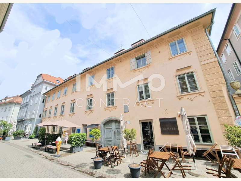 Dachgeschosswohnung in 8020  - 1