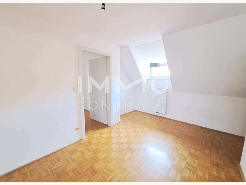 Dachgeschosswohnung in 8020  - 2