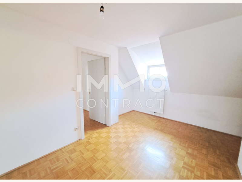Dachgeschosswohnung in 8020  - 9