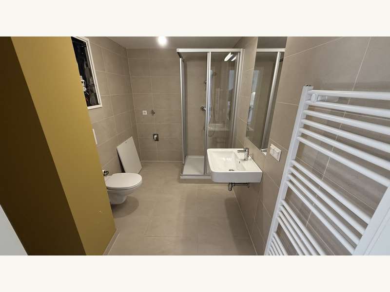 IMG 6970 - Mietwohnung Neusiedl - Bild 2 von 4 Mietwohnung in 7100 - 2