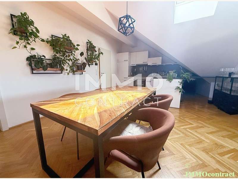 Dachgeschosswohnung in 3300  - 6