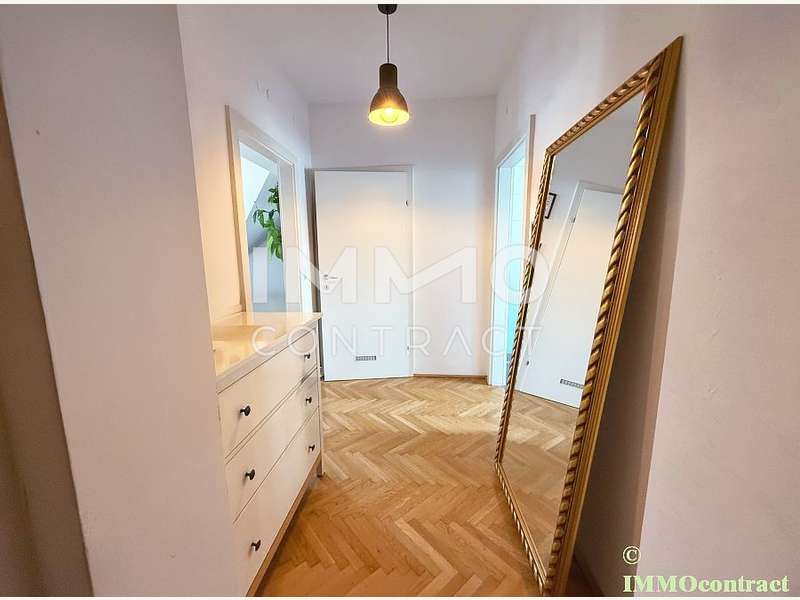 Dachgeschosswohnung in 3300  - 9