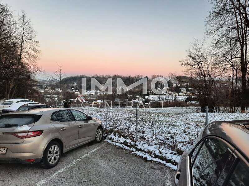 Stellplatz in 4600  - 2