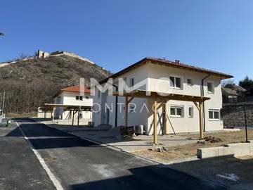 Doppelhaushälfte in Hainburg an der Donau