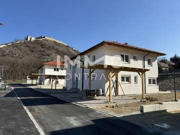 Doppelhaushälfte in Hainburg an der Donau