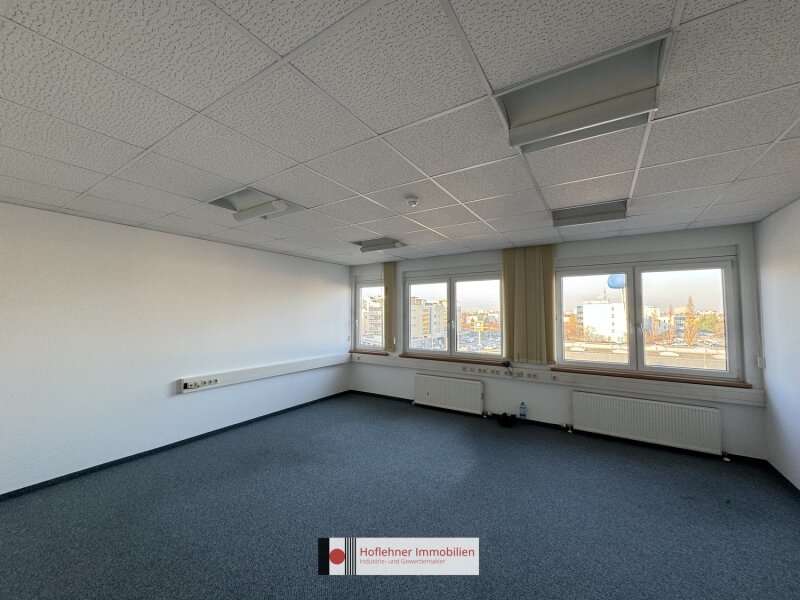 Büro/Praxis in 2351  - 4
