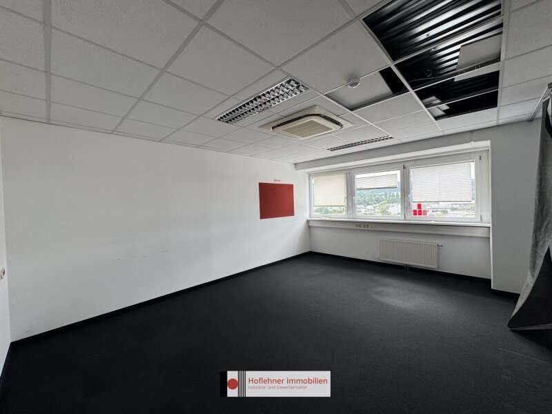 Büro/Praxis in 2351  - 6