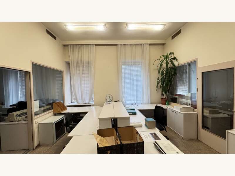 Büro/Praxis in 1200  - 8