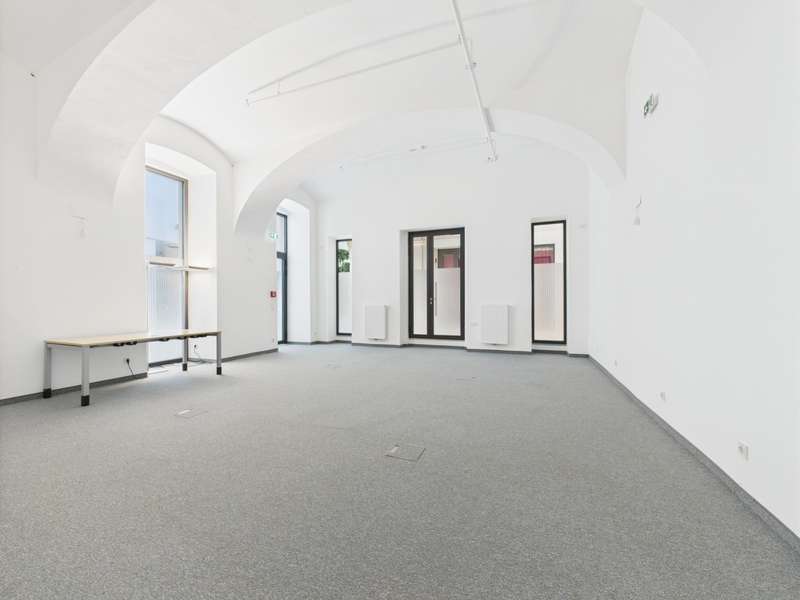 Geschäftslokal in 4020  - 2