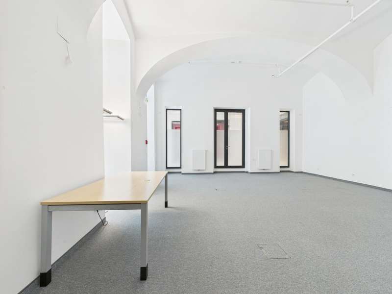 Geschäftslokal in 4020  - 3