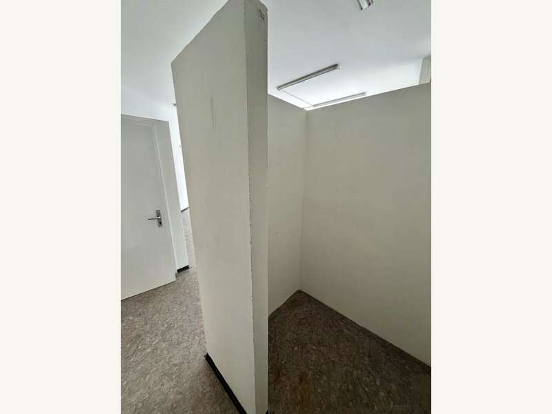 Einzelhandel in 8010  - 7