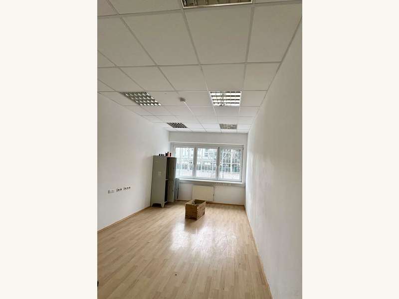 Büro/Praxis in 8051  - 5