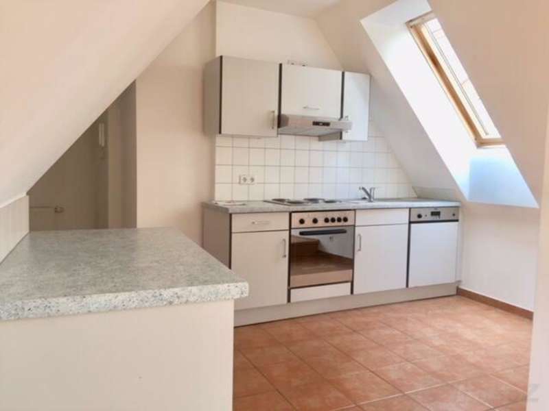 Dachgeschosswohnung in 8010  - 6