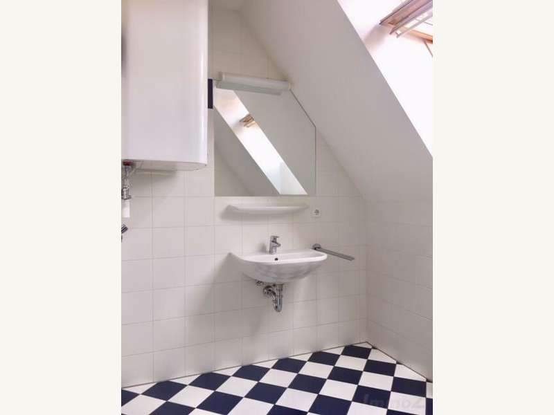 Dachgeschosswohnung in 8010  - 10