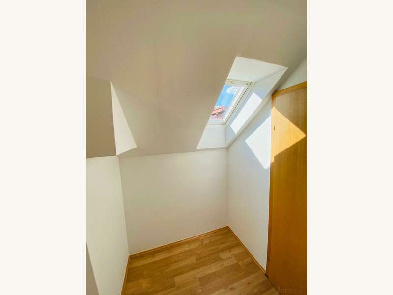 Dachgeschosswohnung in 8020  - 7