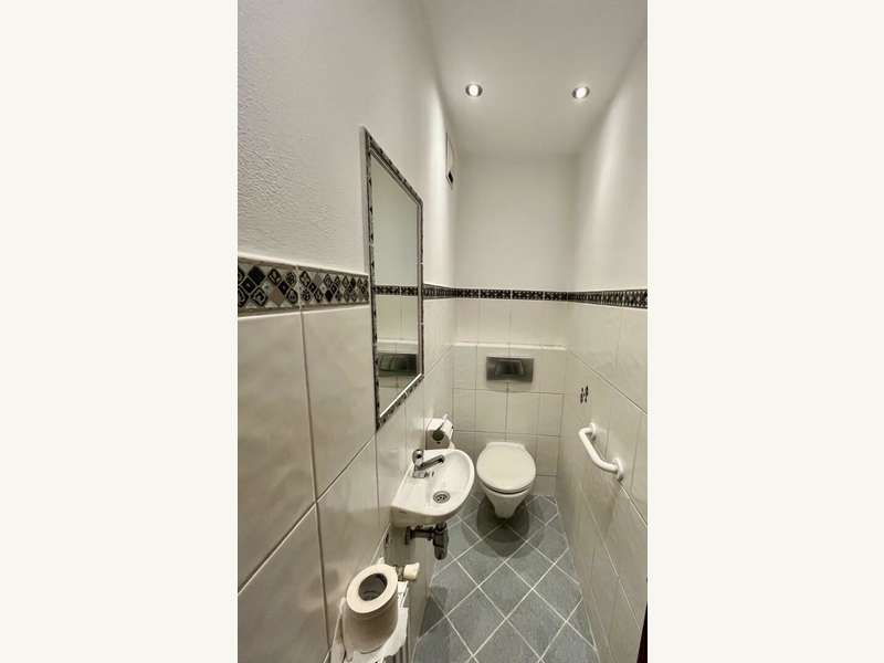 extra WC - Mietwohnung Graz - Bild 16 von 17 Mietwohnung in 8020 - 16