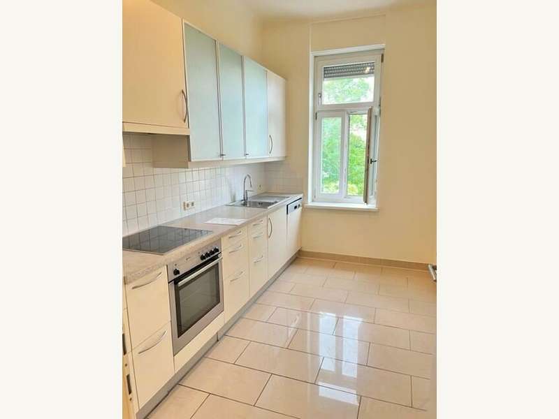 Küche mit Essbereich - Bild 4 von 13 Mietwohnung in 8020 - 4