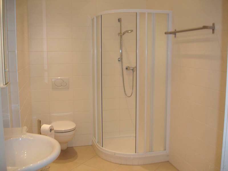 Badezimmer - Bild 9 von 13 Mietwohnung in 8020 - 9