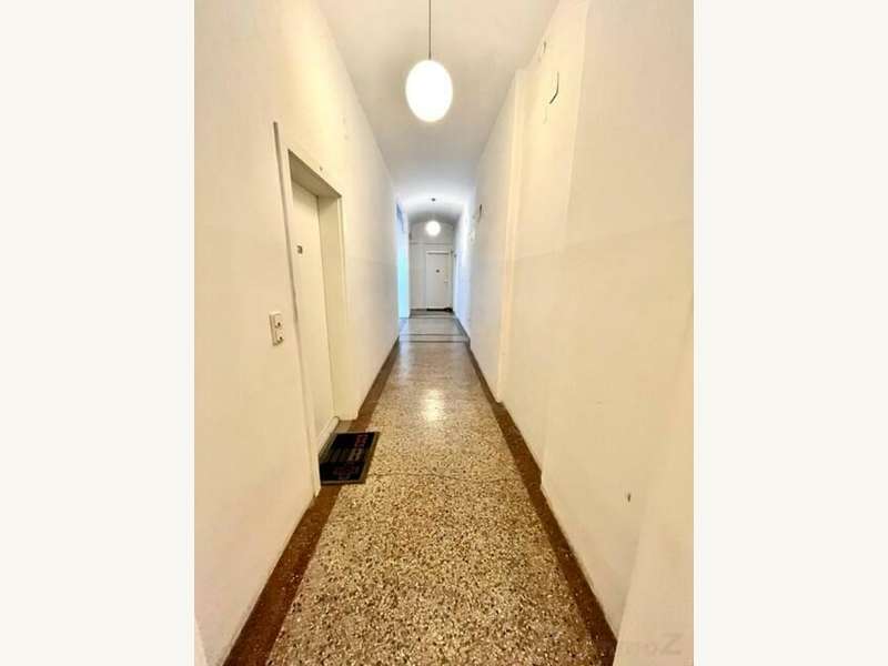 Stiegenhaus - Bild 11 von 13 Mietwohnung in 8020 - 11