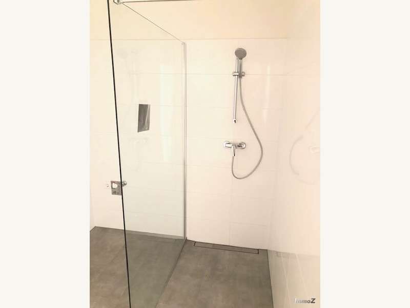 ...Dusche und Waschmaschinenanschluss - Bild 12 von 16 Mietwohnung in 8052 - 12