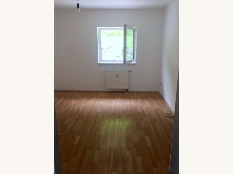 Schlafzimmer - Bild 22 von 28 Mietwohnung in 8052 - 22