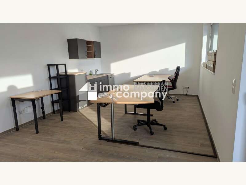 Büro/Praxis in 6800  - 4